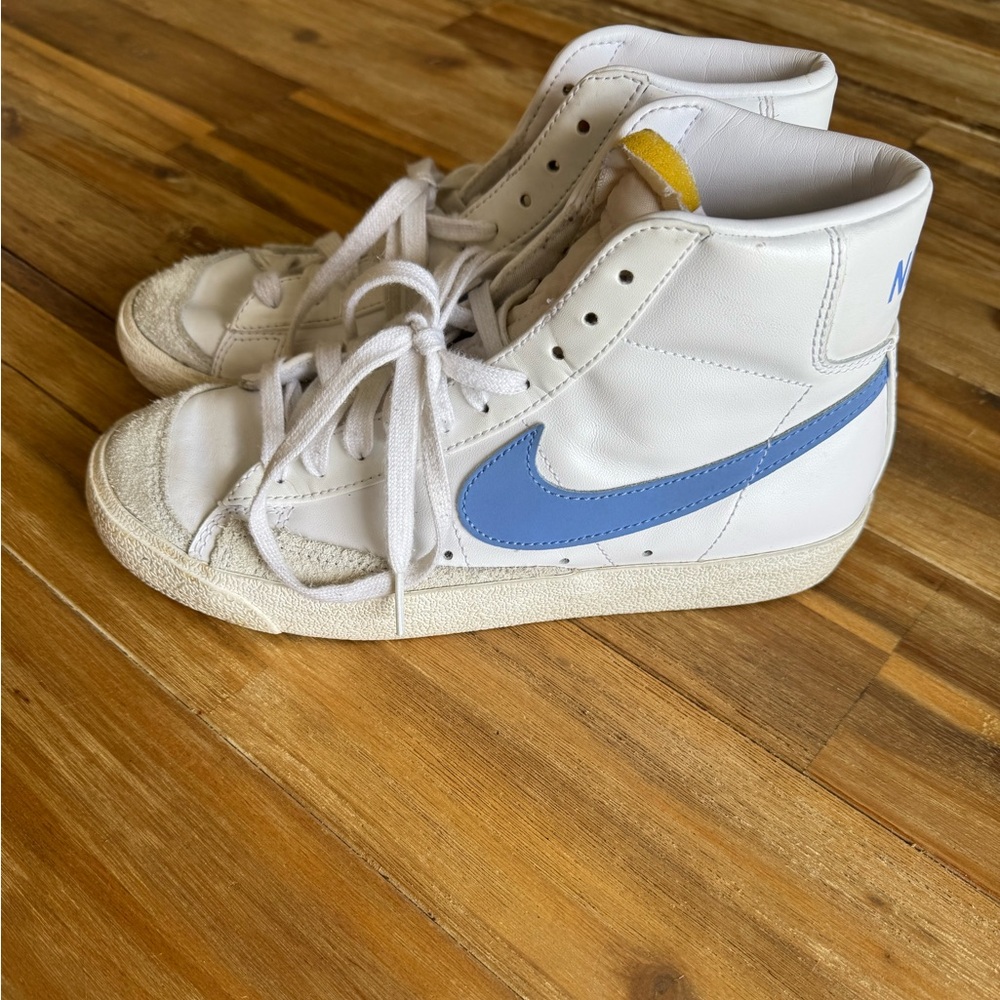 Nike Blazer Mid | Women’s size 8